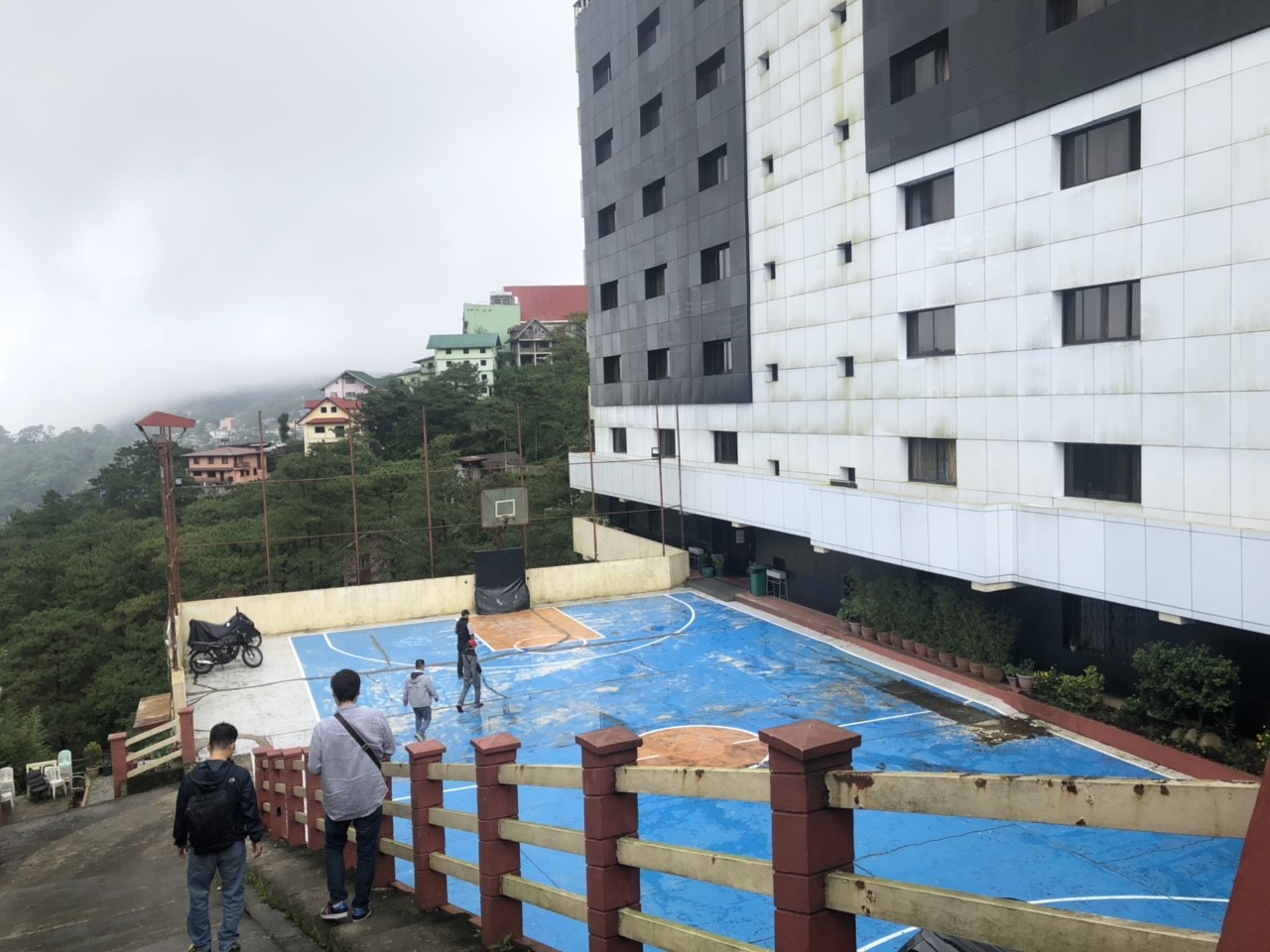 Báo cáo thăm trường Anh ngữ MONOL ở Baguio