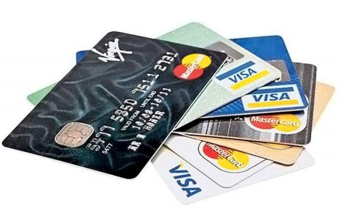 Tôi có thể sử dụng thẻ tín dụng ở trường không?