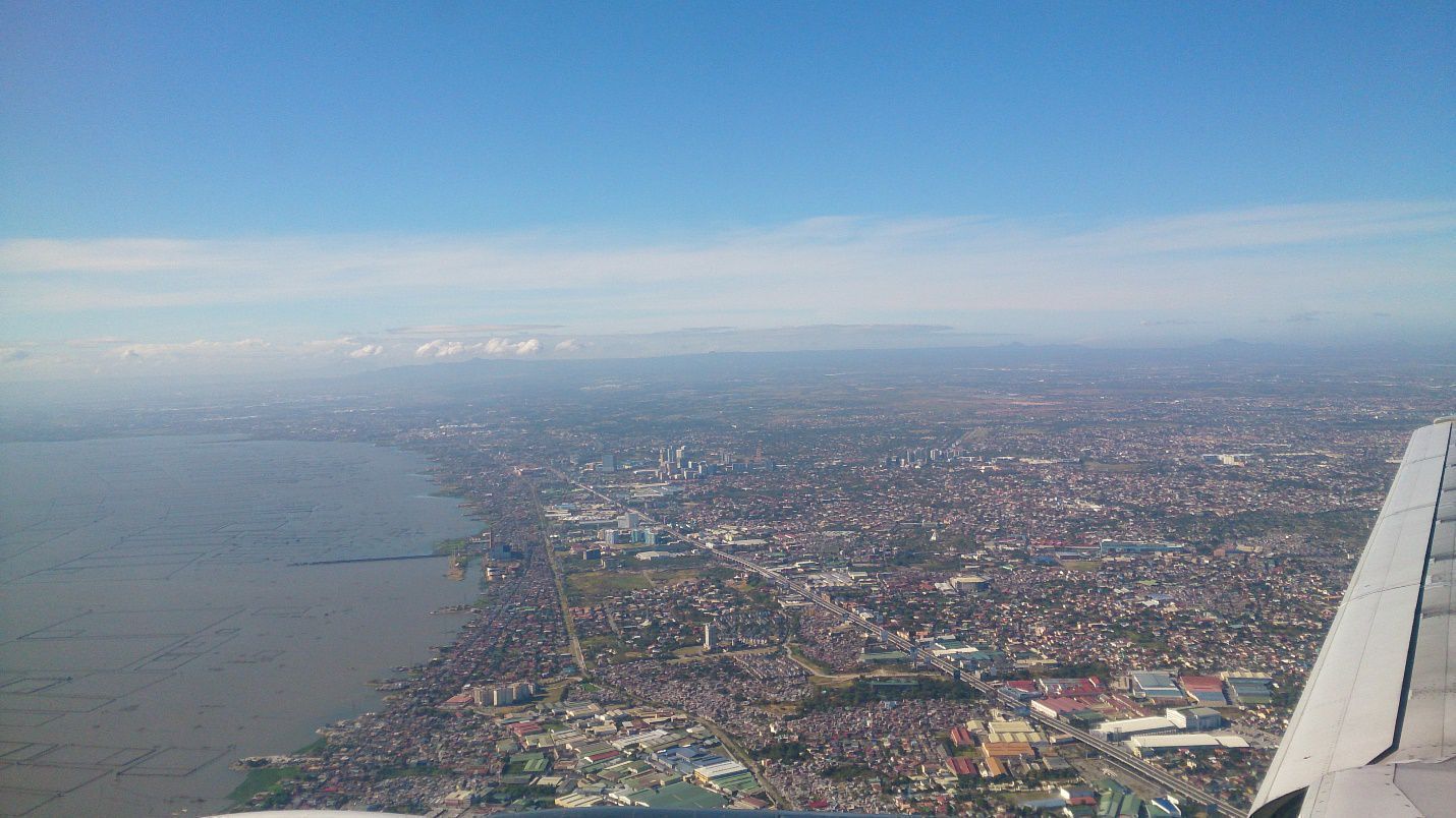 Khung cảnh của thành phố biển Cebu nhìn từ trên cao.jpg