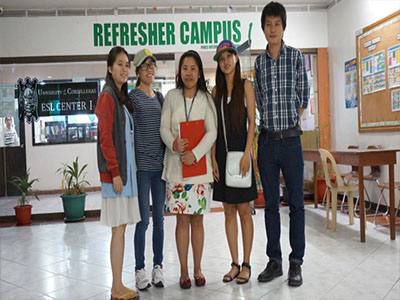 Đội ngũ giáo viên chuyên nghiệp tại PINES Baguio