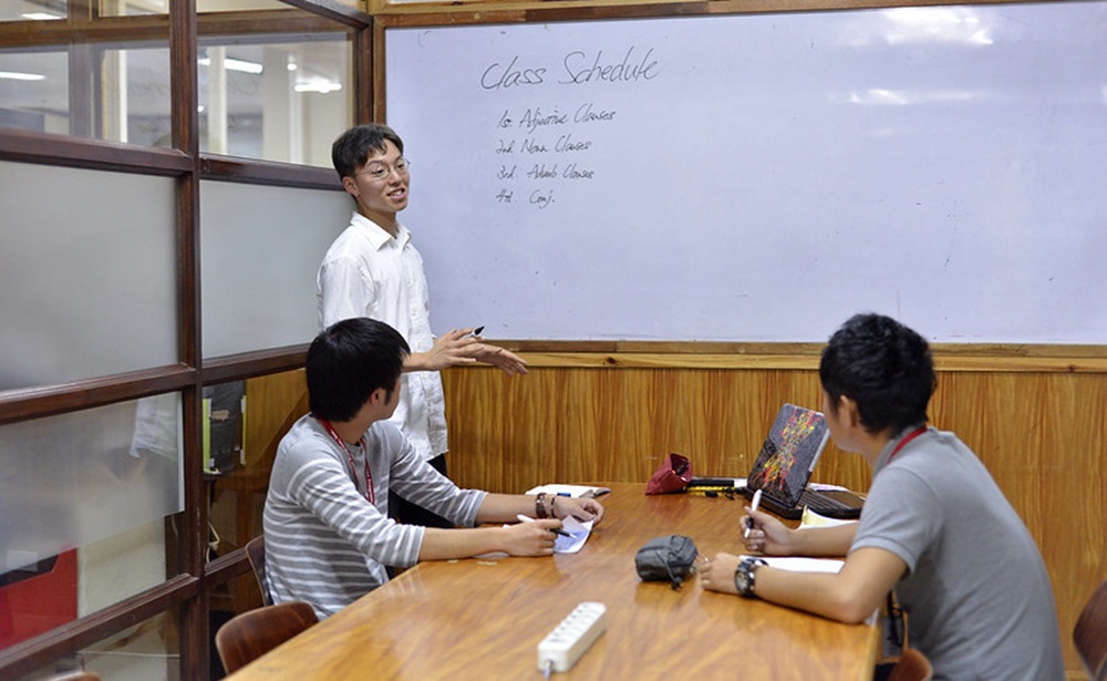 du-hoc-tieng-anh-ngan-han-tai-philippines-anh-bia