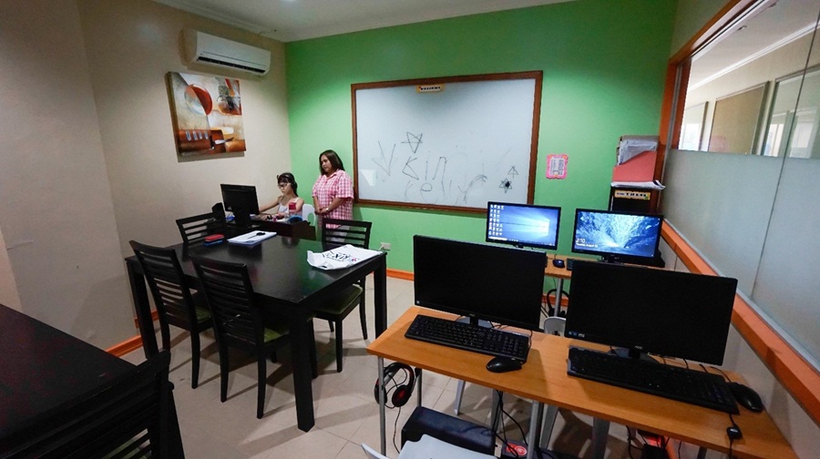 phong-van-quan-ly-truong-za-english-6