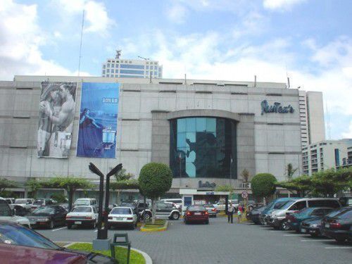 2-trong-1-ket-hop-hoc-tap-va-mua-sam-tai-philippines-8