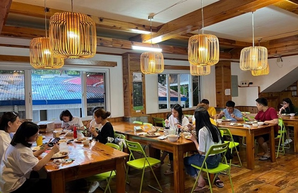 bao-cao-tham-quan-truong-beci-2024-6