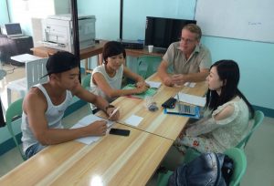 lop-hoc-nhom-tai-truong-anh-ngu-cella