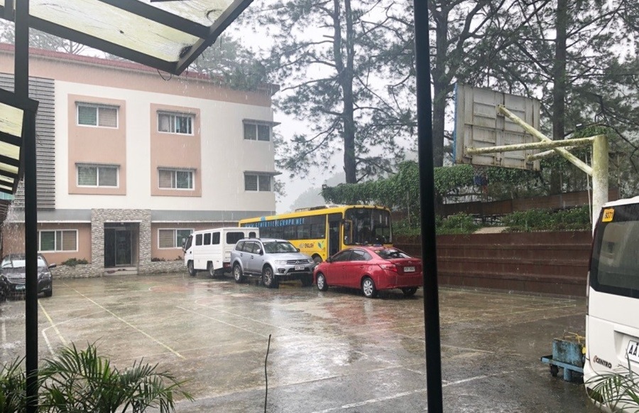 tham-quan-truong-anh-ngu-help-long-long-1