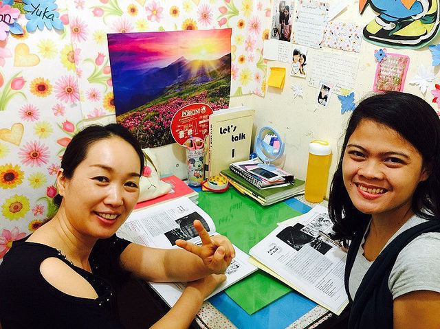 co-hoi-lam-viec-va-hoc-tieng-anh-mien-phi-tai-truong-anh-ngu-e-room