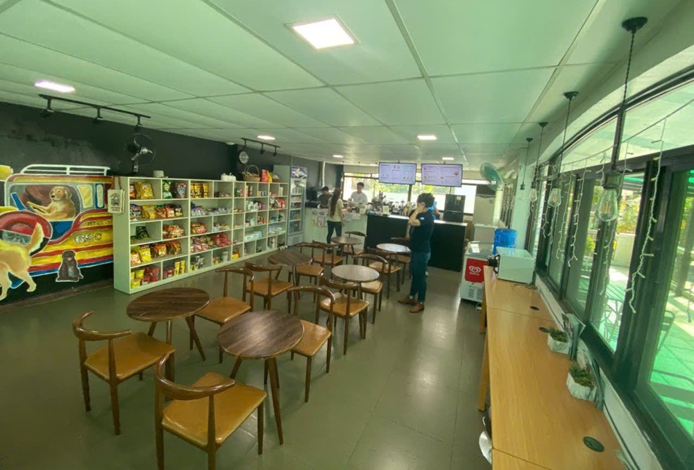 cafeteria tại trường fella sparta 